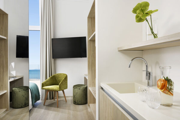 suite-two-bedroom-jacuzzi-resort-toscana-3